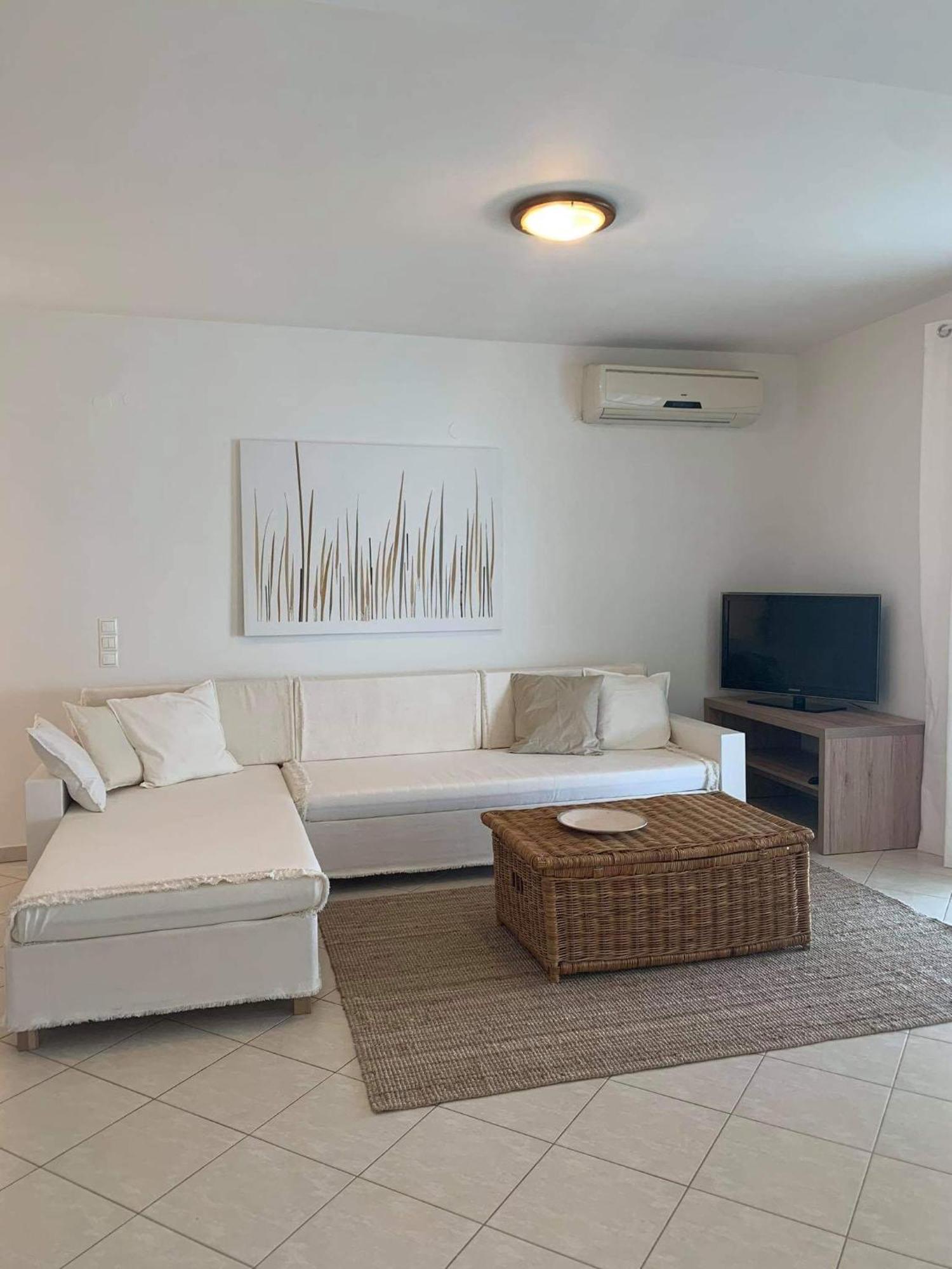Linamare Apartment Kiveri Bilik gambar